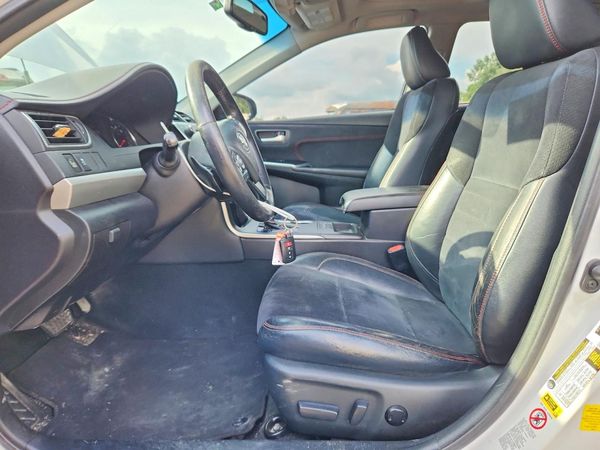 2017 TOYOTA CAMRY