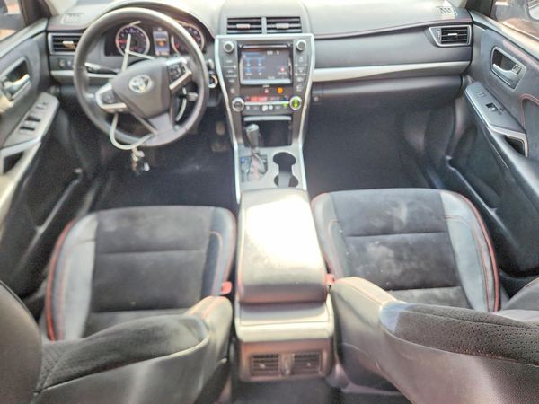 2017 TOYOTA CAMRY