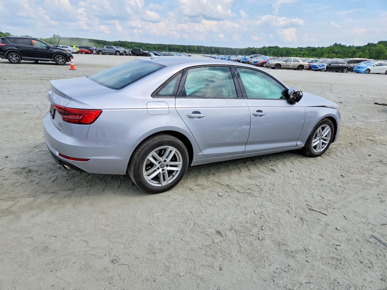 2017 AUDI A4 quattro Premium