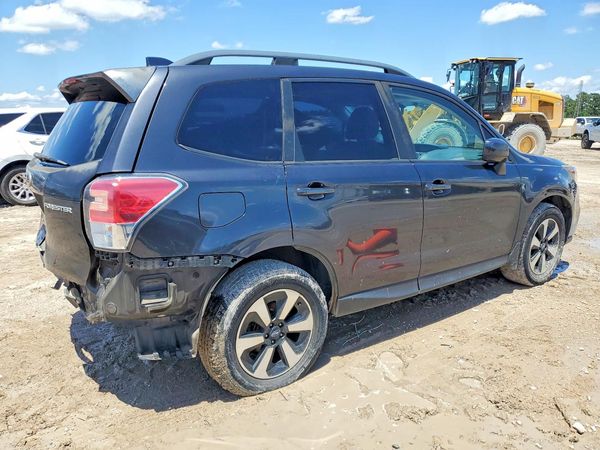 2018 SUBARU FORESTER Premium+CWP