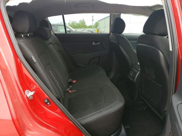 2015 KIA SPORTAGE GLS - Middle level
