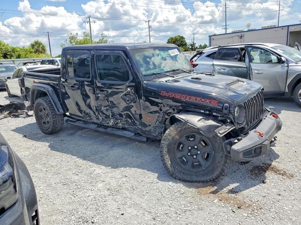 2023 JEEP GLADIATOR Mojave — Passenger 3/4