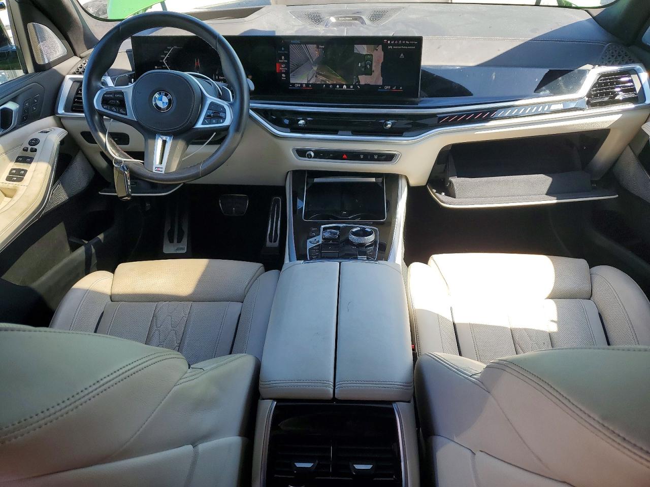 2024 BMW X5 M60i