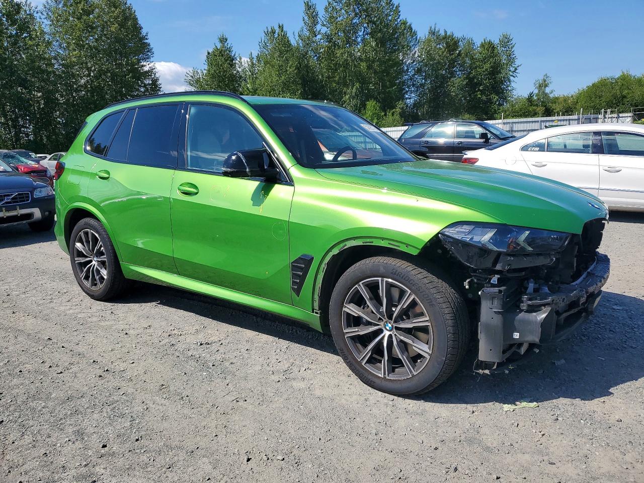 2024 BMW X5 M60i