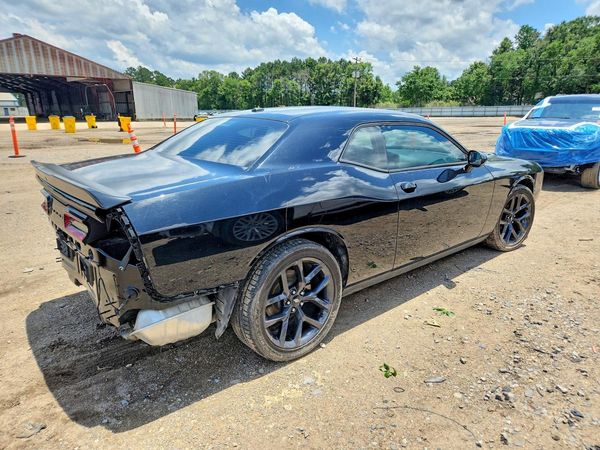 2023 DODGE CHALLENGER SXT