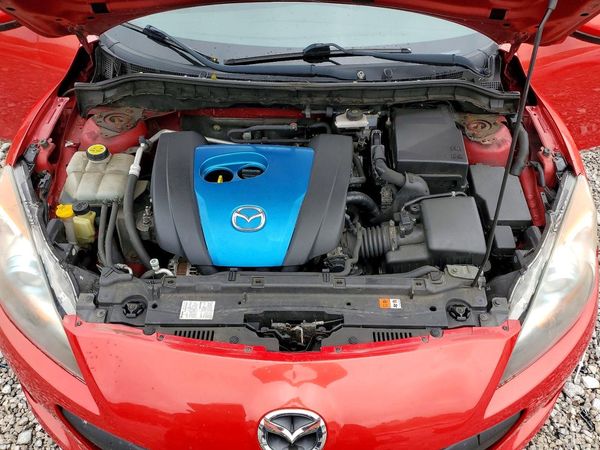 2013 MAZDA 3 Touring/GS