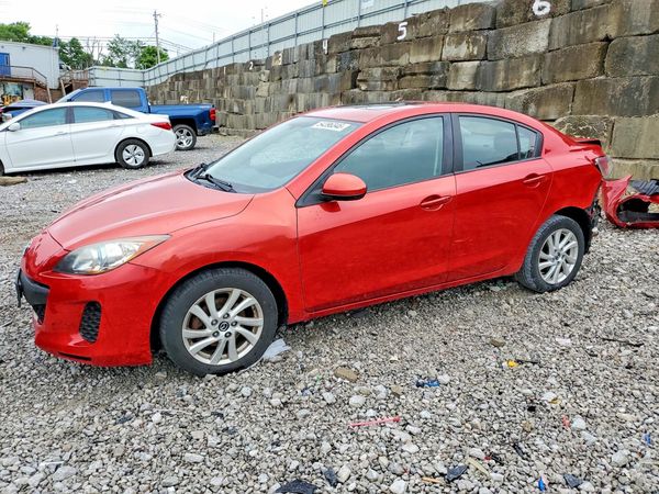 2013 MAZDA 3 Touring/GS