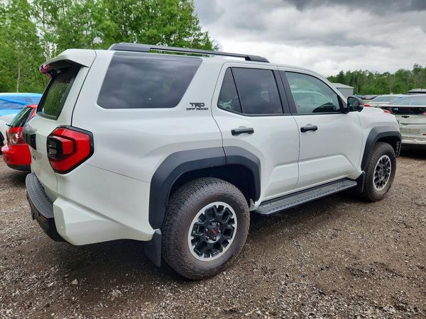2025 TOYOTA 4RUNNER