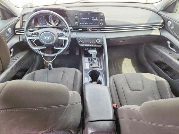 2021 HYUNDAI ELANTRA