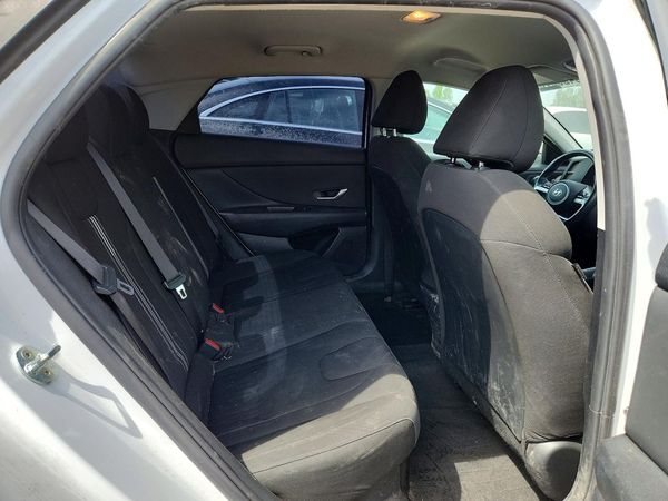 2021 HYUNDAI ELANTRA