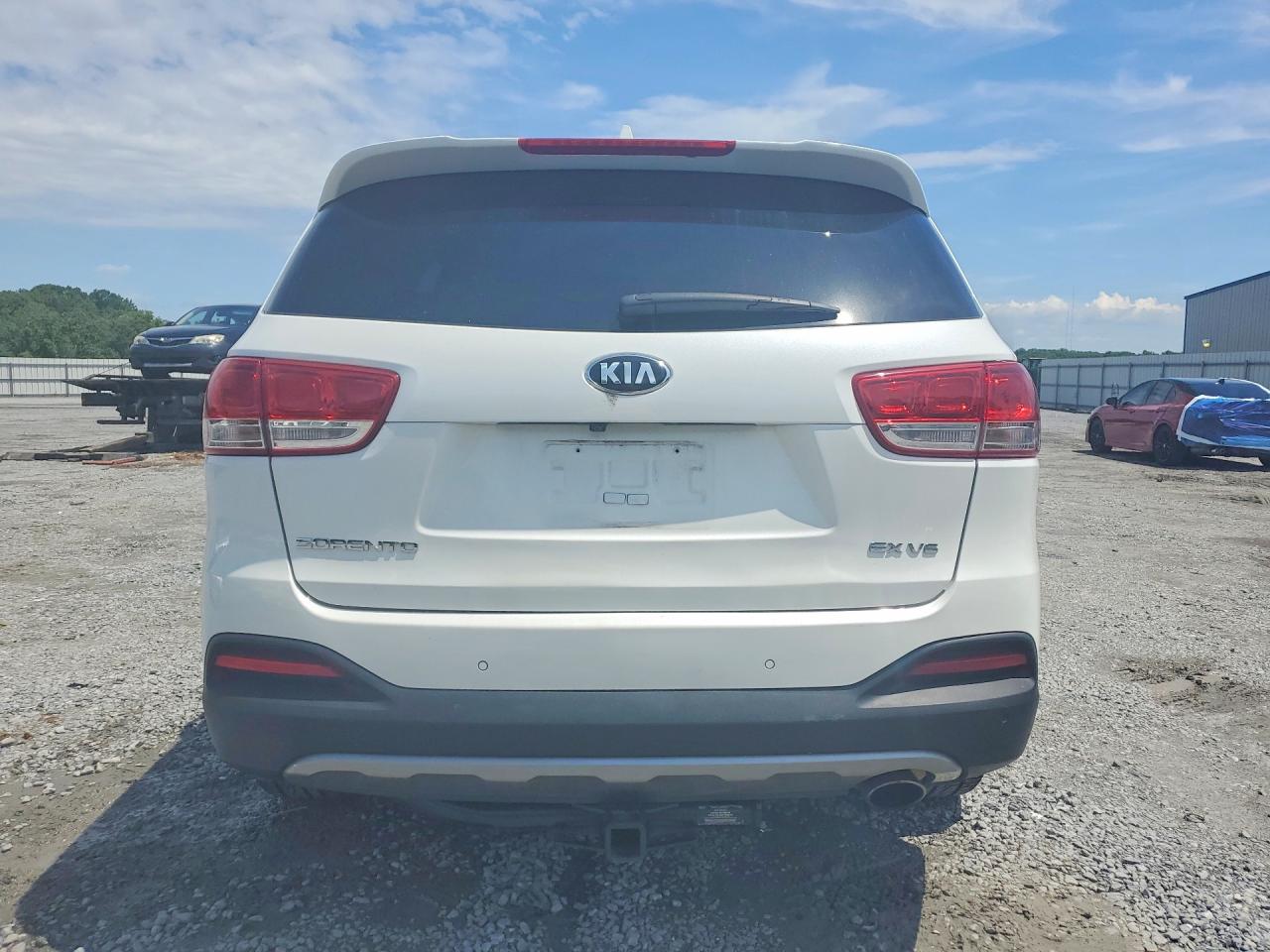 2018 KIA SORENTO EX