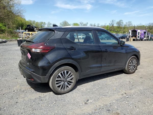 2023 NISSAN KICKS