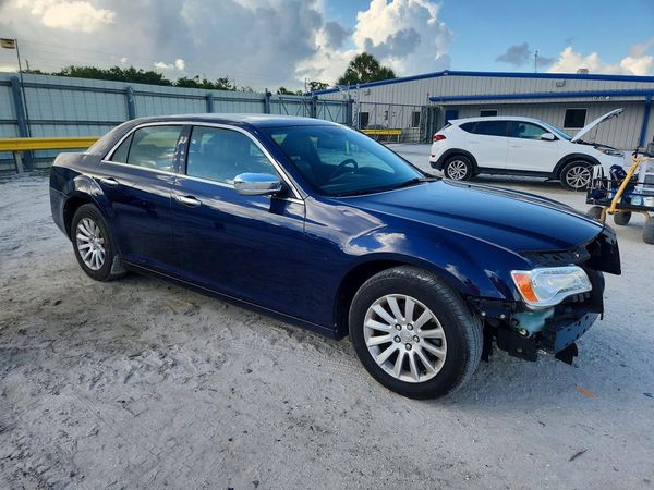 2014 CHRYSLER 300