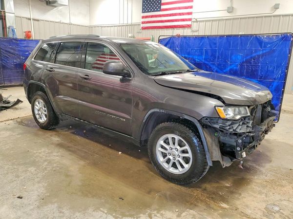 2018 JEEP GRAND CHEROKEE LAREDO 4X4
