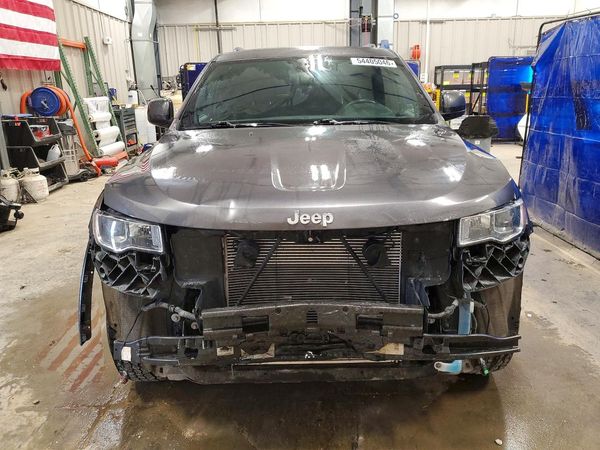 2018 JEEP GRAND CHEROKEE LAREDO 4X4