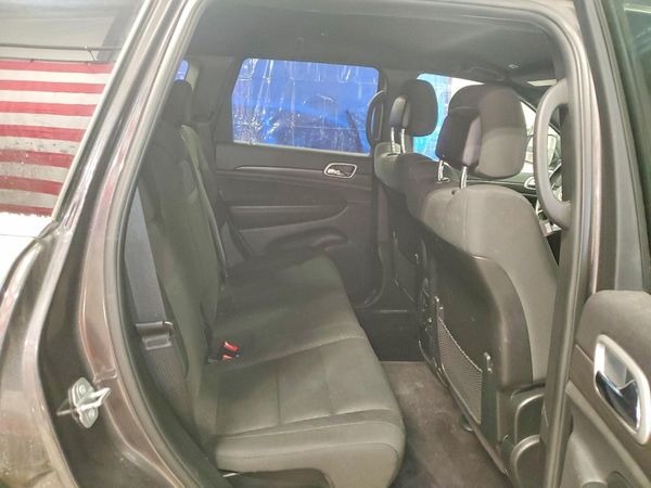 2018 JEEP GRAND CHEROKEE LAREDO 4X4