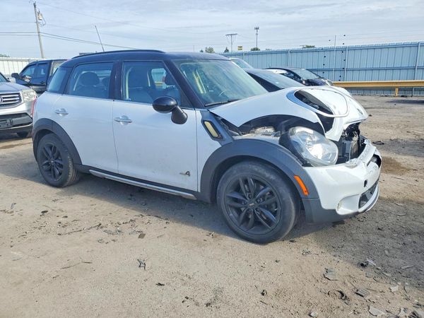 2016 MINI COOPER
