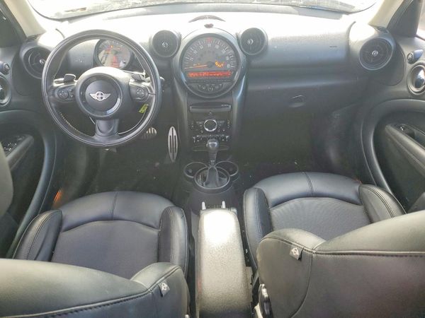 2016 MINI COOPER