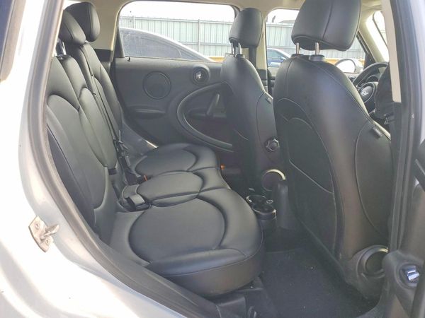 2016 MINI COOPER