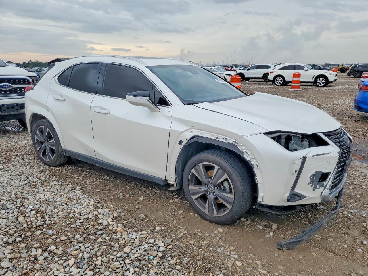 2022 LEXUS UX 200 200 Premium