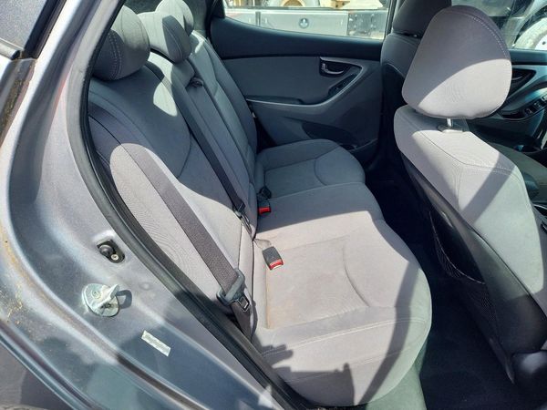 2014 HYUNDAI ELANTRA