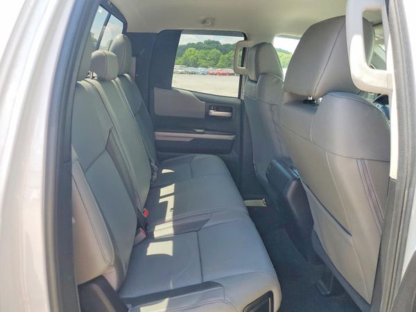 2018 TOYOTA TUNDRA Limited