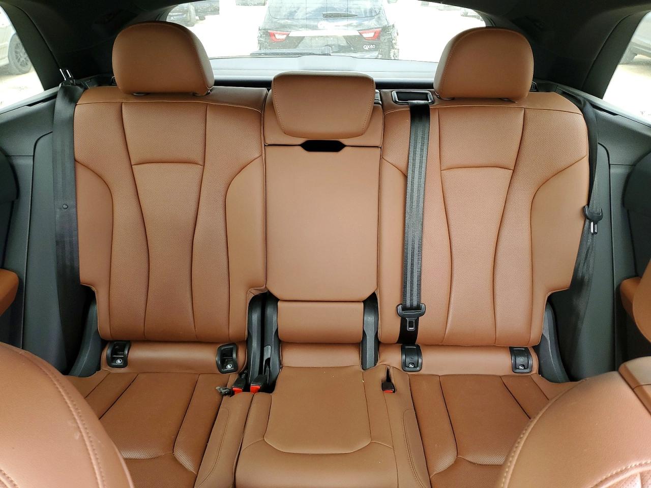2021 AUDI Q8