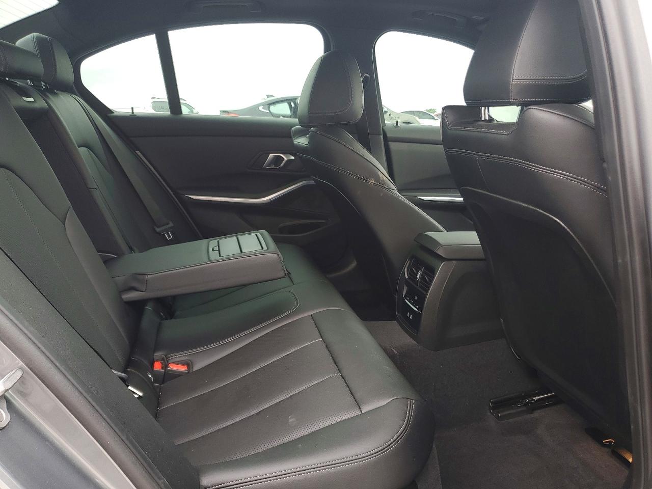 2024 BMW 330I