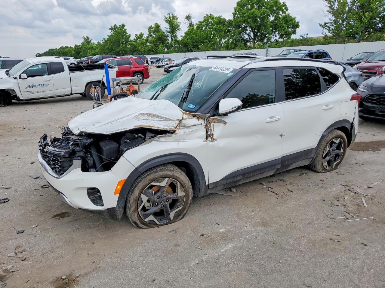 2025 KIA SELTOS EX