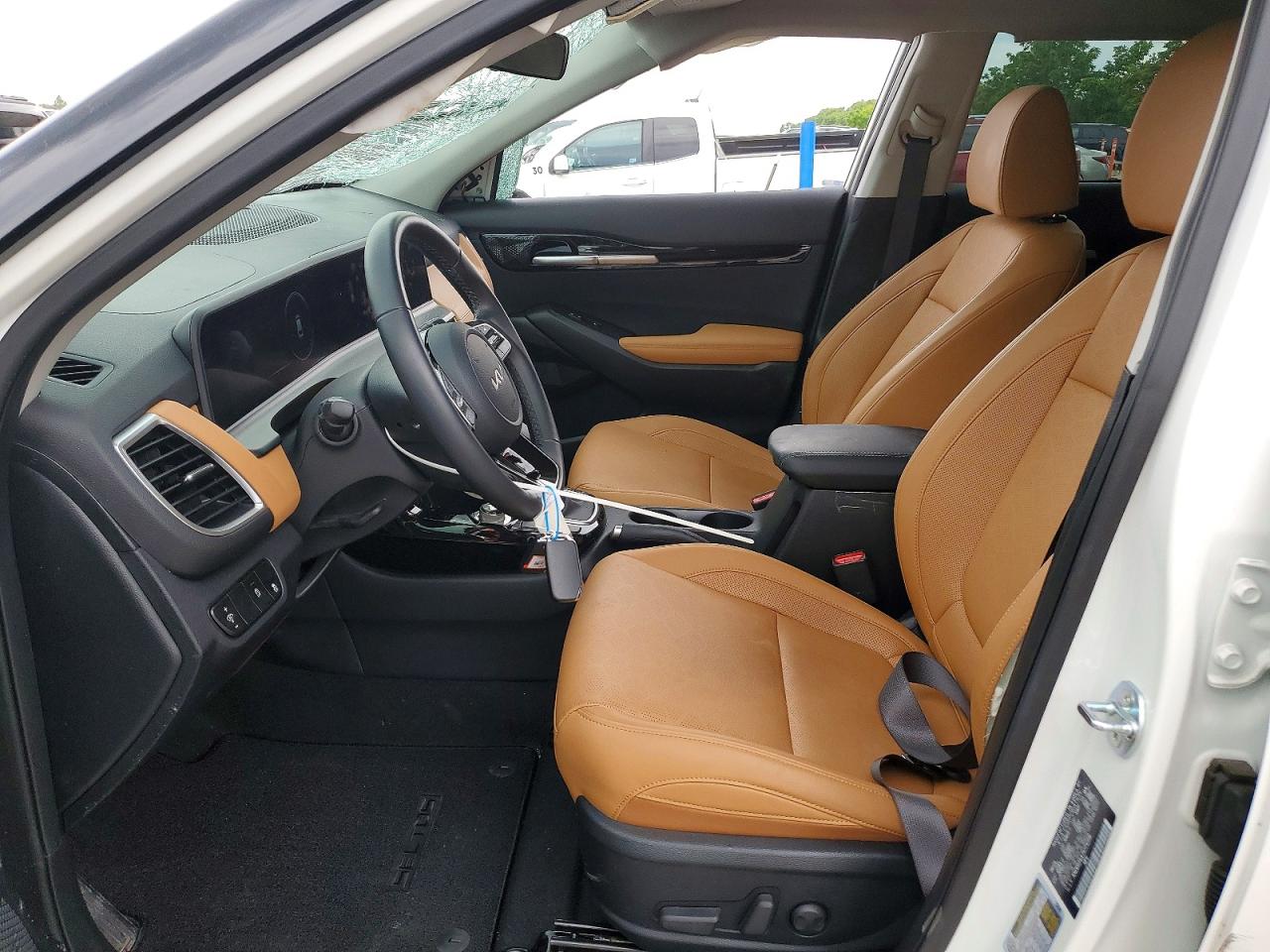 2025 KIA SELTOS EX