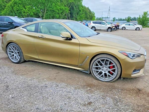 2017 INFINITI Q60