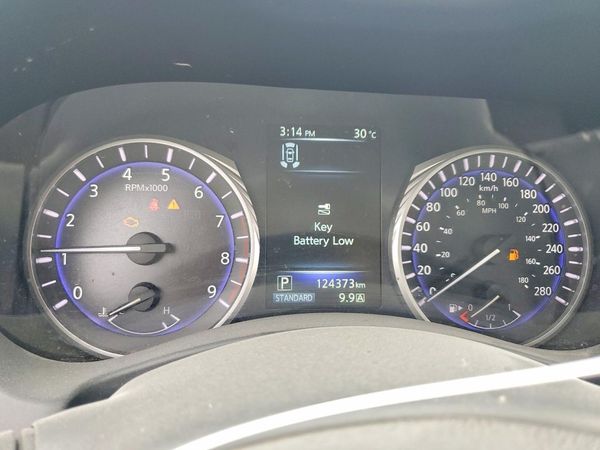 2017 INFINITI Q60