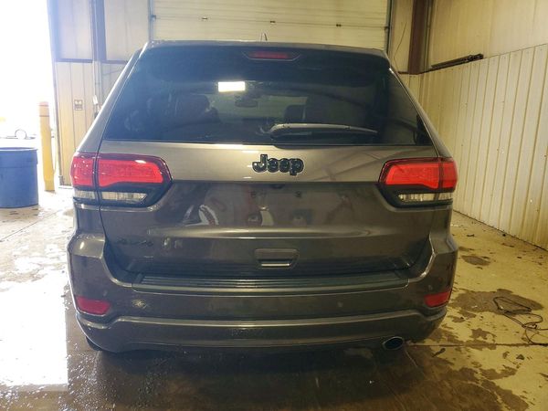 2020 JEEP GRAND CHEROKEE Laredo