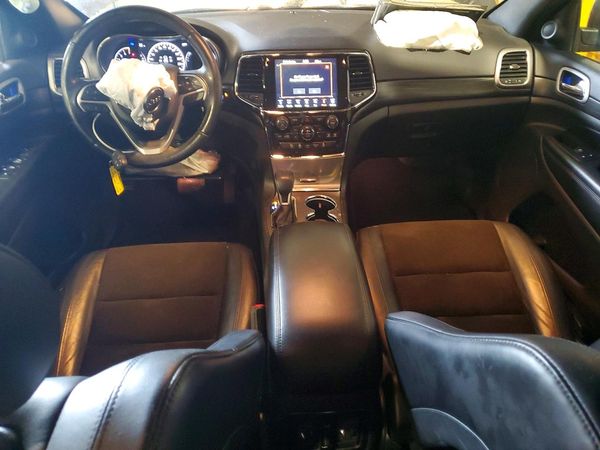 2020 JEEP GRAND CHEROKEE Laredo