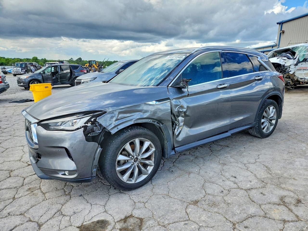 2022 INFINITI QX50 Essential