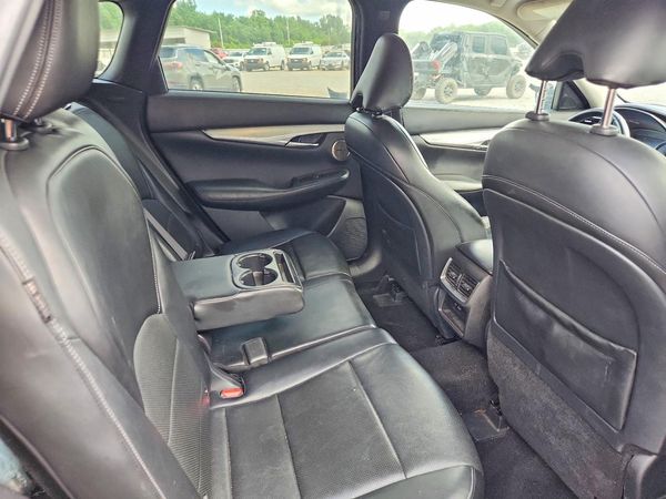 2022 INFINITI QX50 Essential