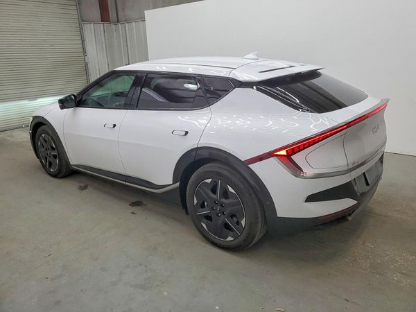 2025 KIA EV6