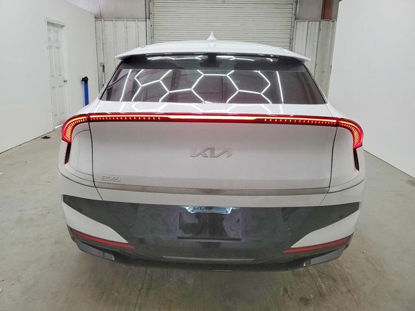 2025 KIA EV6
