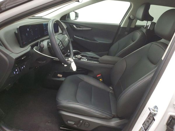 2025 KIA EV6