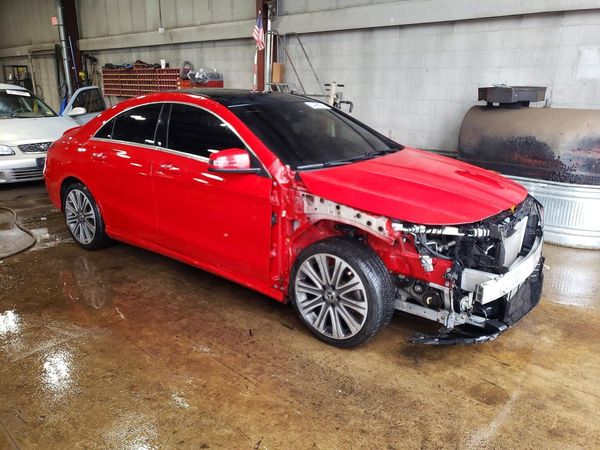 2019 MERCEDES-BENZ CLA