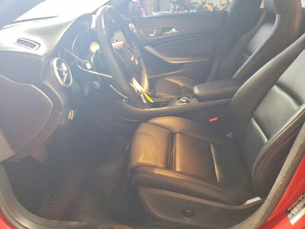 2019 MERCEDES-BENZ CLA