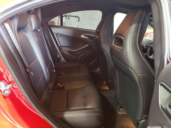 2019 MERCEDES-BENZ CLA