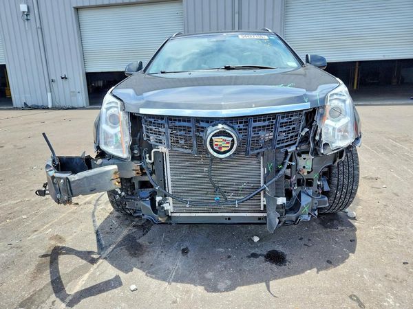 2015 CADILLAC SRX Luxury