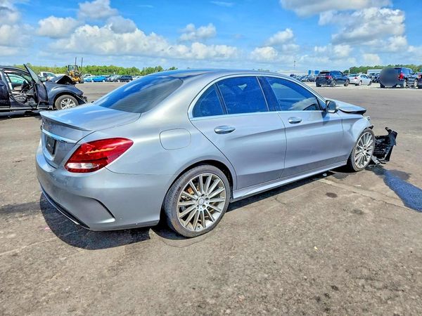 2016 MERCEDES-BENZ C C300