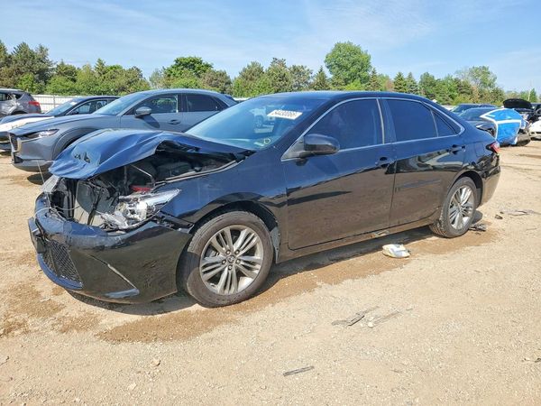 2017 TOYOTA CAMRY