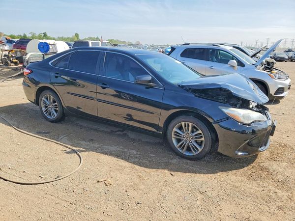2017 TOYOTA CAMRY