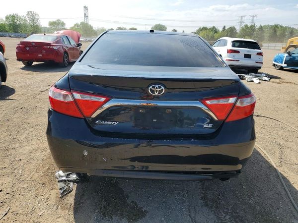 2017 TOYOTA CAMRY