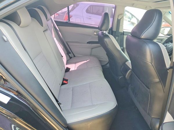 2017 TOYOTA CAMRY