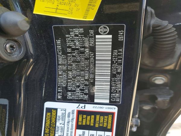 2017 TOYOTA CAMRY