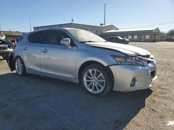 2013 LEXUS CT